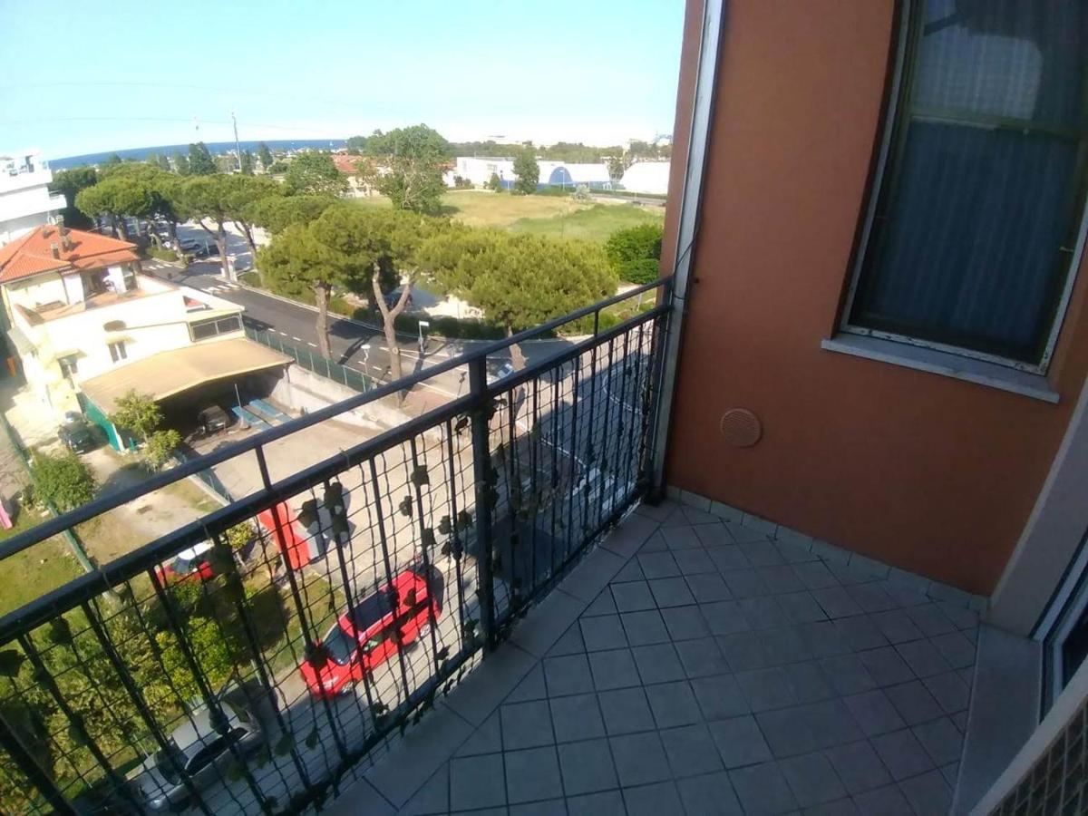Appartamento Vista Mare Misano Adriatico Exterior photo